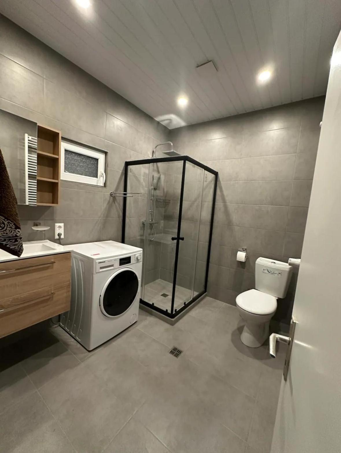 Homestay Renovated Near Karlsruhe *